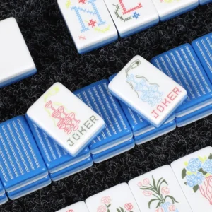 American Custom Handheld Travel Mahjong Set with Acrylic Tiles for Chess and Card Entertainment