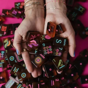 American Tortoiseshell-Style Hand-Dealed Travel Mahjong Set with 160 Acrylic Tiles-Jiangsu Taixing Factory Supply