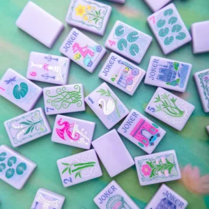 American purple Parisian Acrylic Mahjong Tiles 160 Pieces Boxed Chess & Card Household Gift-giving Set Hand-rubbed Crystal